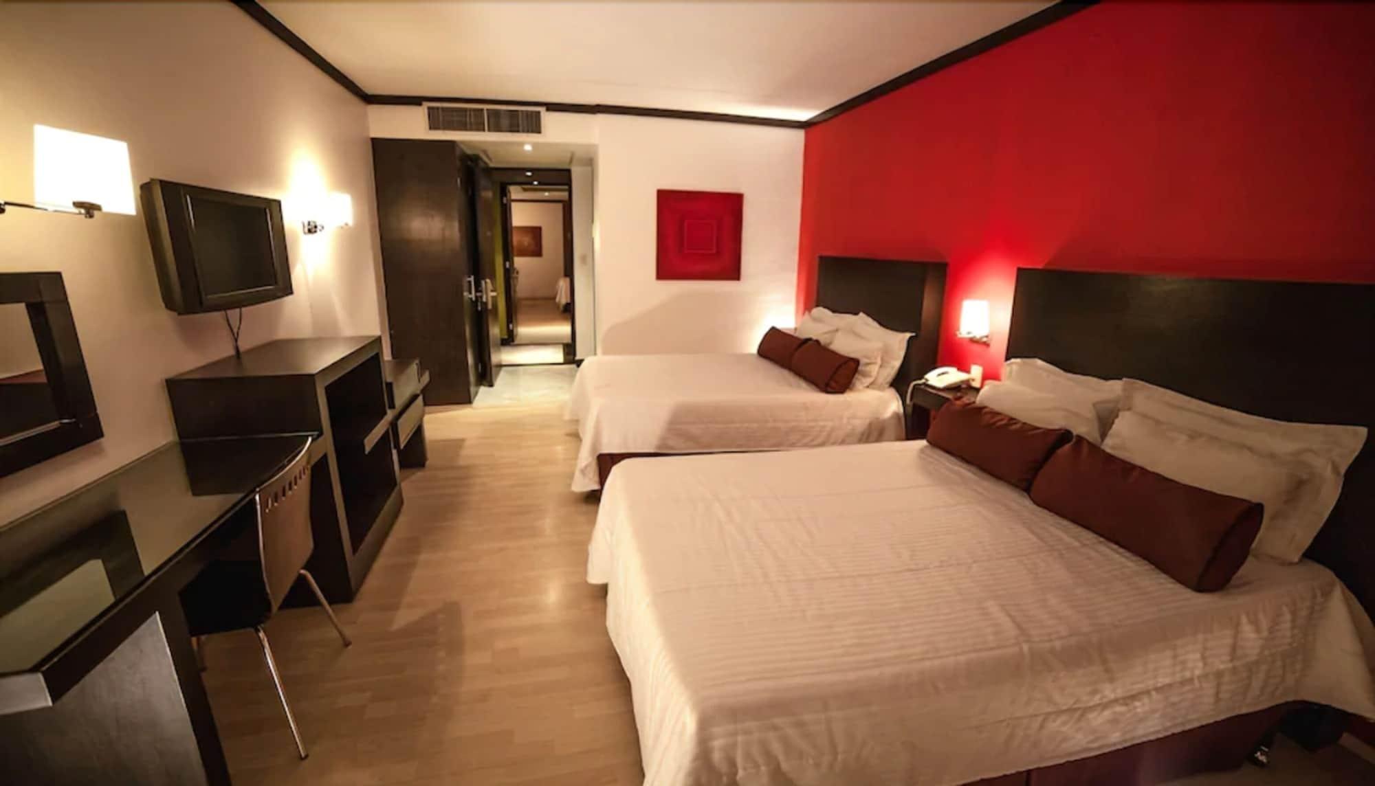 Hotel Inglaterra 탐피코 외부 사진