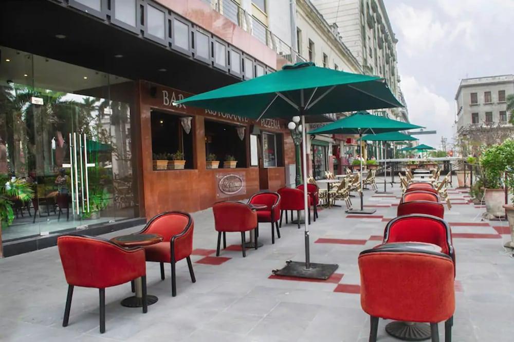 Hotel Inglaterra 탐피코 외부 사진