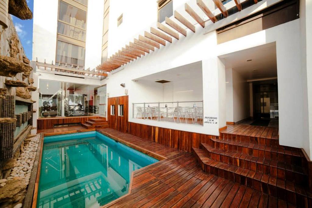 Hotel Inglaterra 탐피코 외부 사진